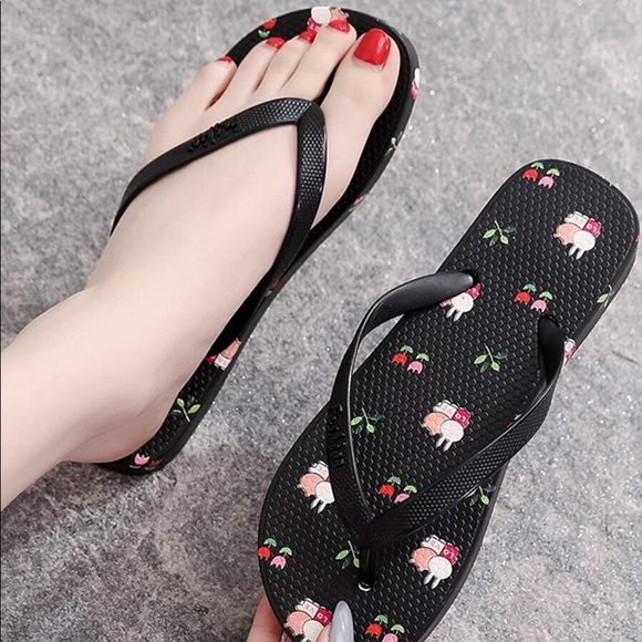 Bunny Pattern Flip Flops - Picture 2 of 3